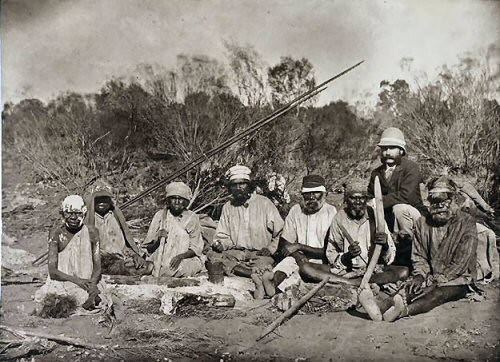Image: Photo of Bonney with Aborigines