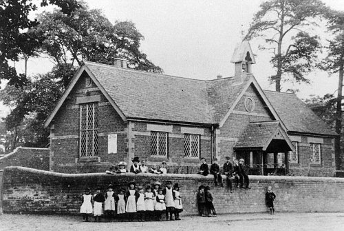 Image: picture of St. Mary's school in the 19th century, Colton